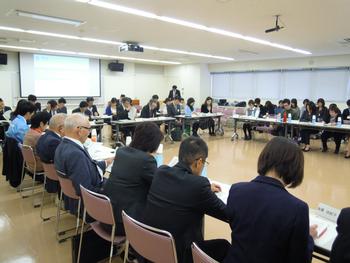 第17回「桑名市地域包括ケアシステム推進協議会」の様子