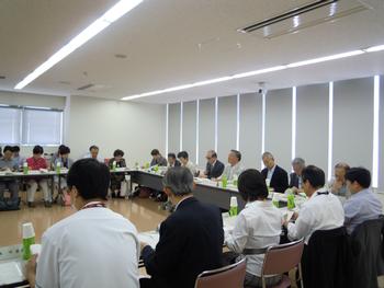 第16回「桑名市地域包括ケアシステム推進協議会」の様子