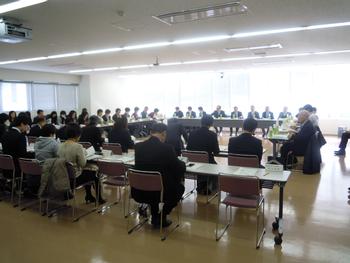 第15回「桑名市地域包括ケアシステム推進協議会」の様子