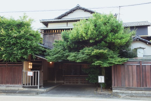 船津屋