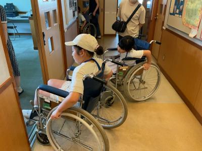 過去の講座の様子（車いす）