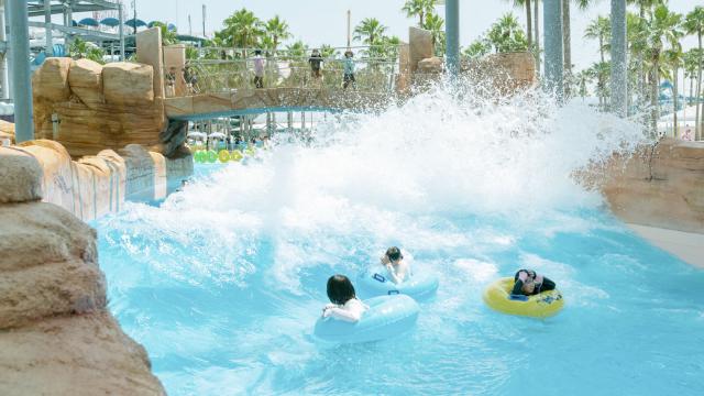 ジャンボ海水プール