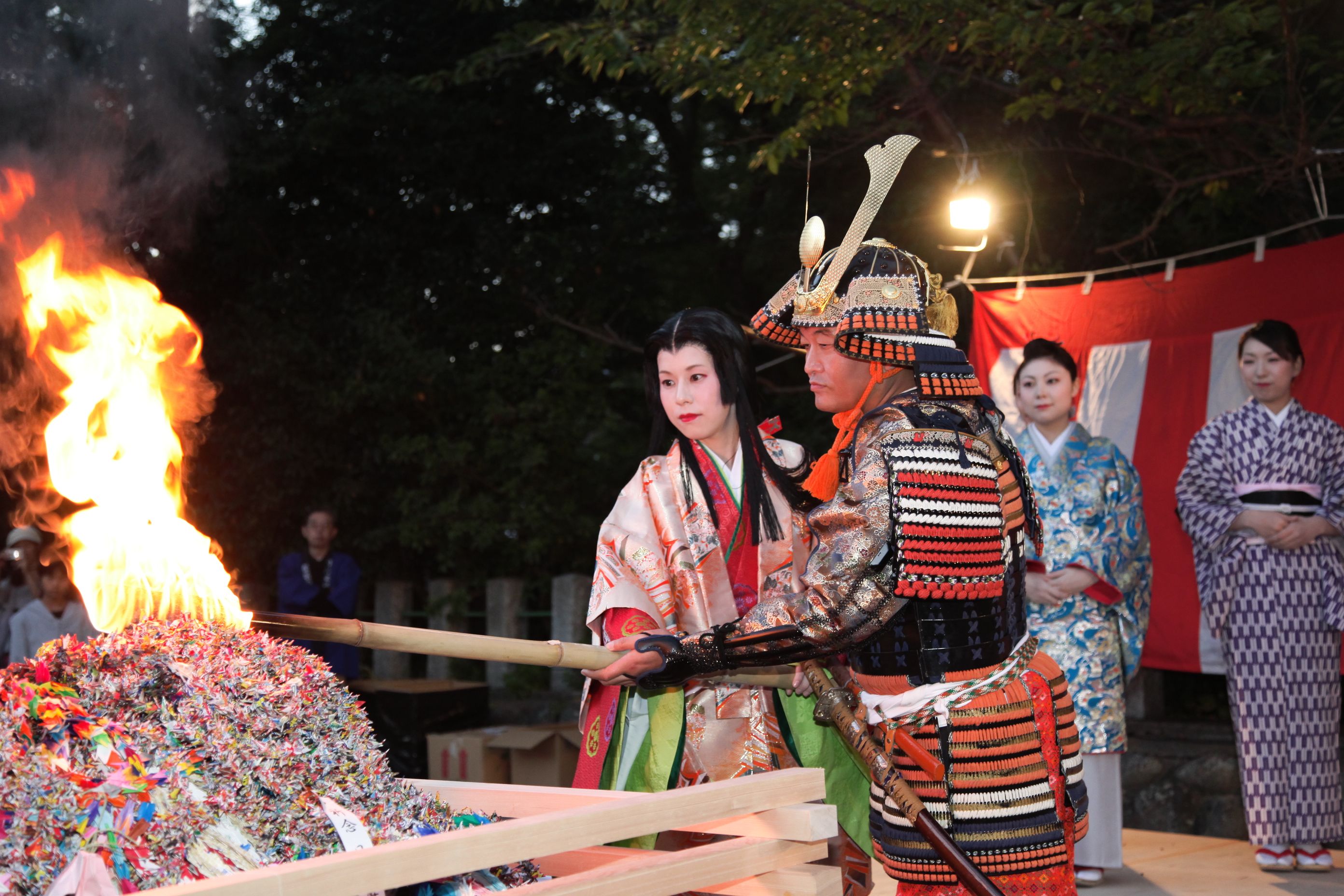 桑名市での千姫折鶴祭の様子